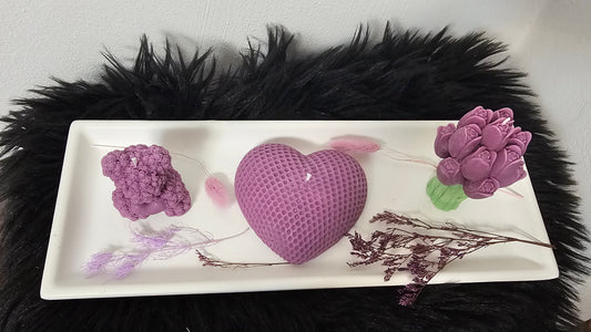 Conjunto Romántico – Corazón, Ramo de Flores y Osito de Peluche