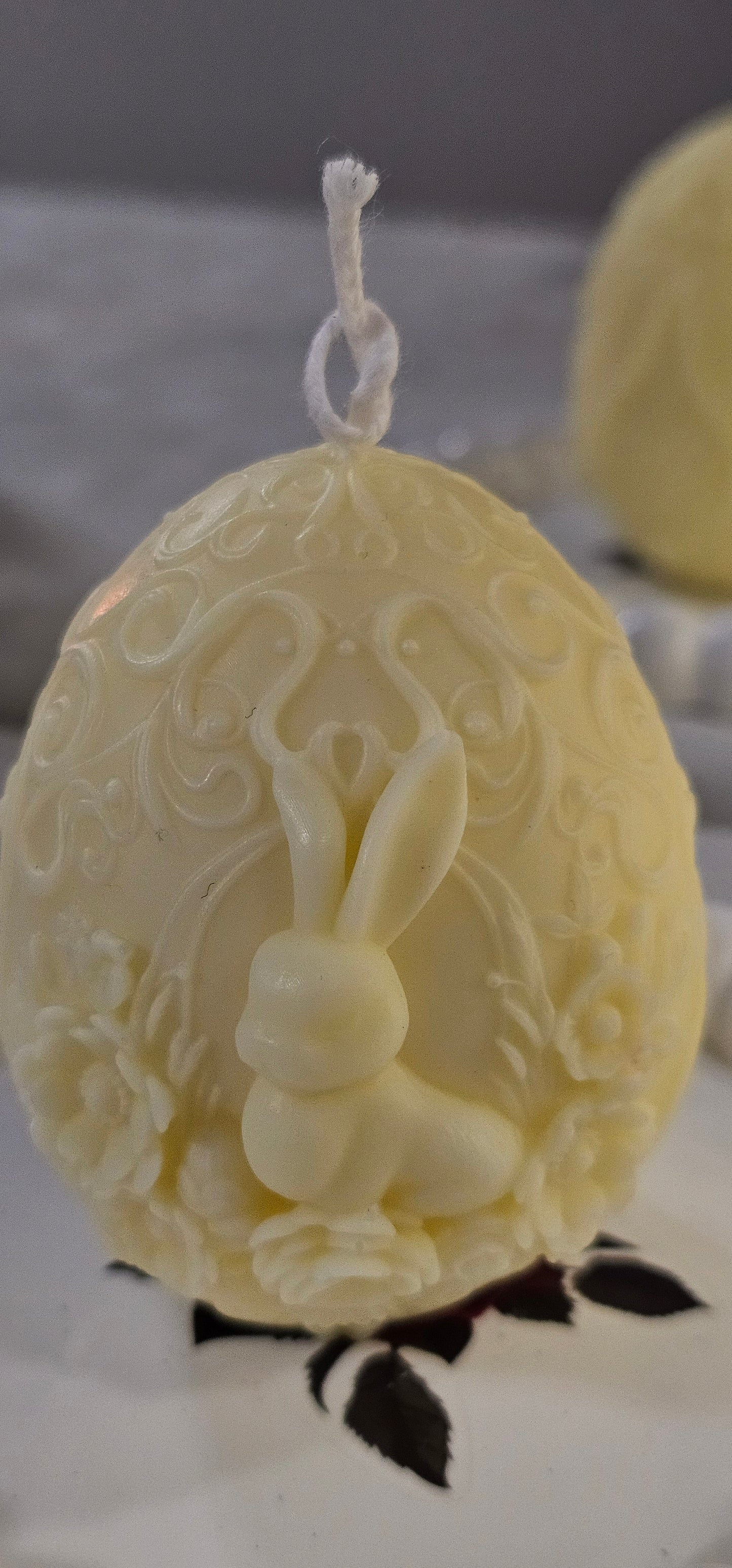 Conejitos y Huevos de Pascua en Cera Aromática – Hechos a Mano