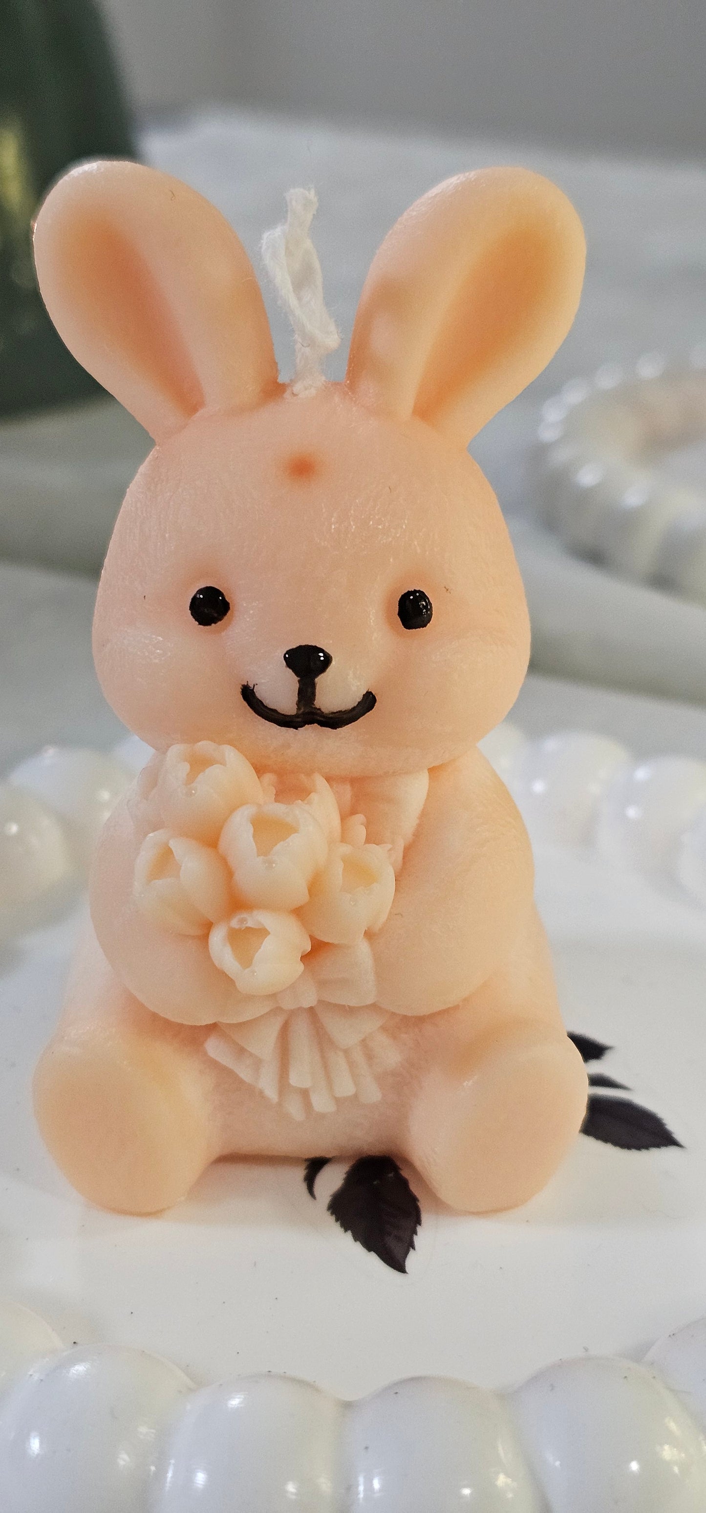 Conejitos y Huevos de Pascua en Cera Aromática – Hechos a Mano