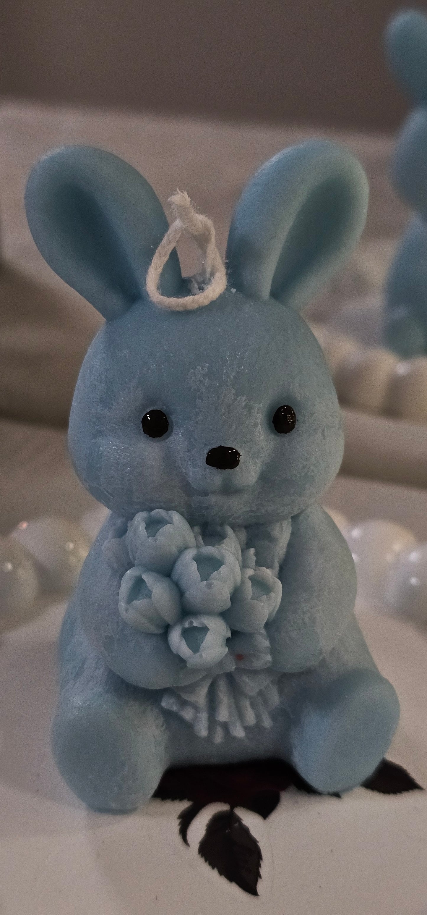 Conejitos y Huevos de Pascua en Cera Aromática – Hechos a Mano