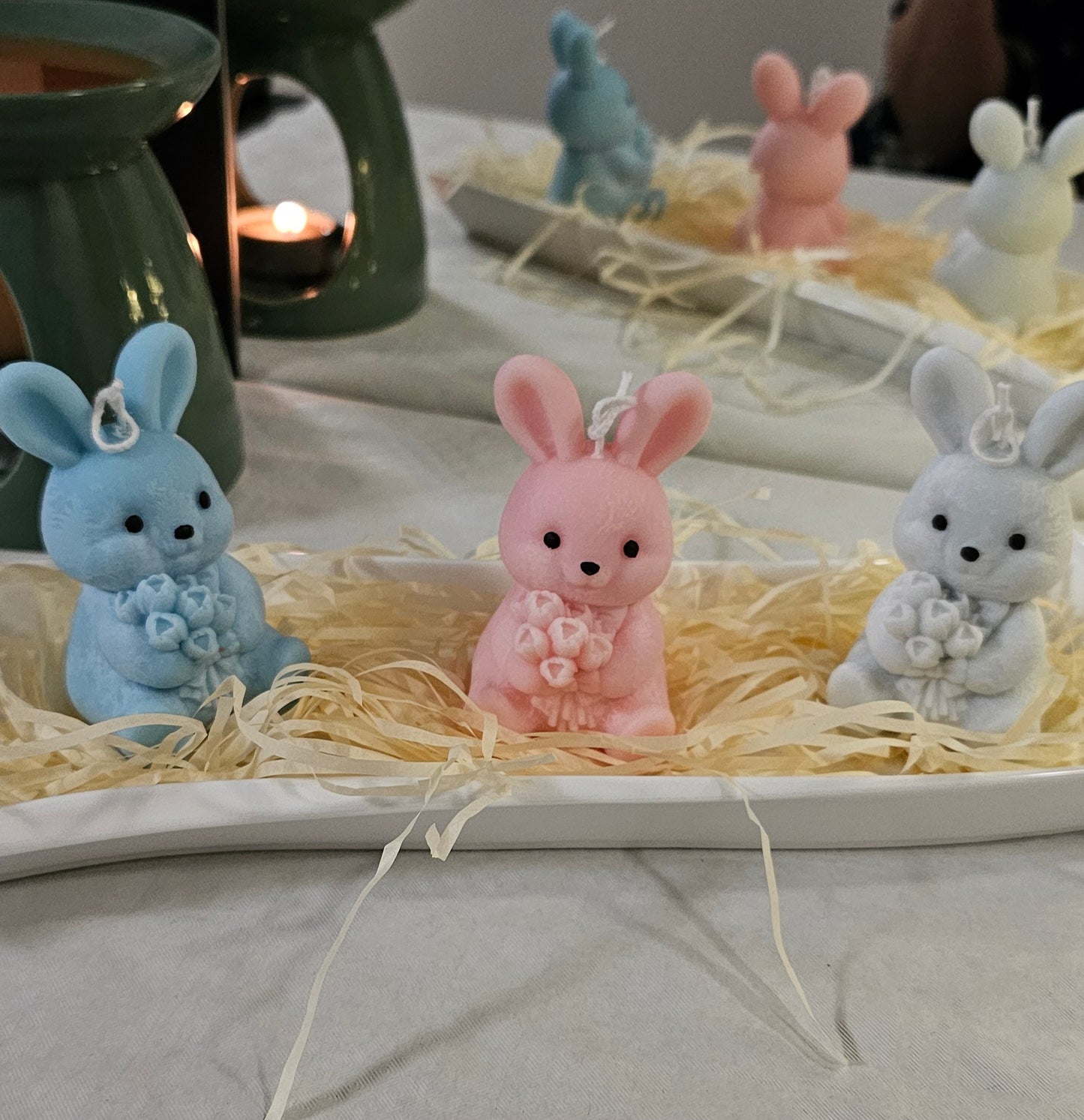 Conejitos y Huevos de Pascua en Cera Aromática – Hechos a Mano